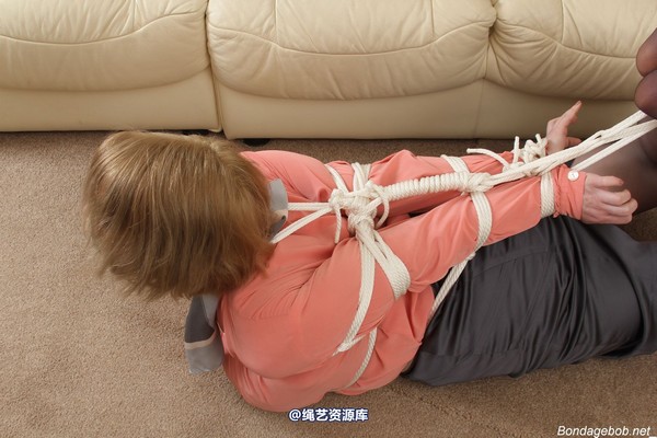 bondagebob - Temptress Kate Grabbed and Tied 第 156 张图片