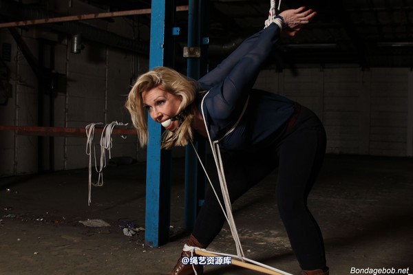 bondagebob - Jewell and Missey The kinky captor 第 482 张图片