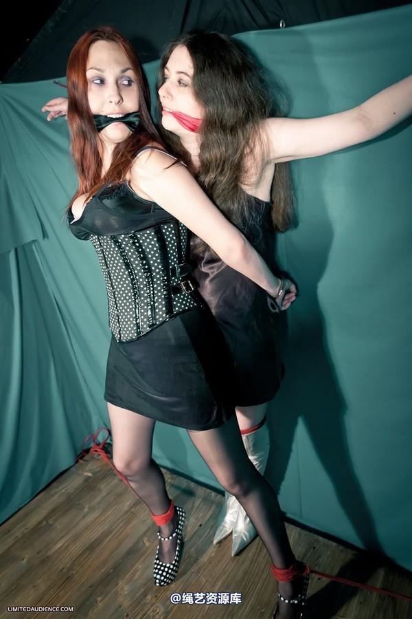 limitedaudience - 2012 catya elyssia captives together 第 20 张图片