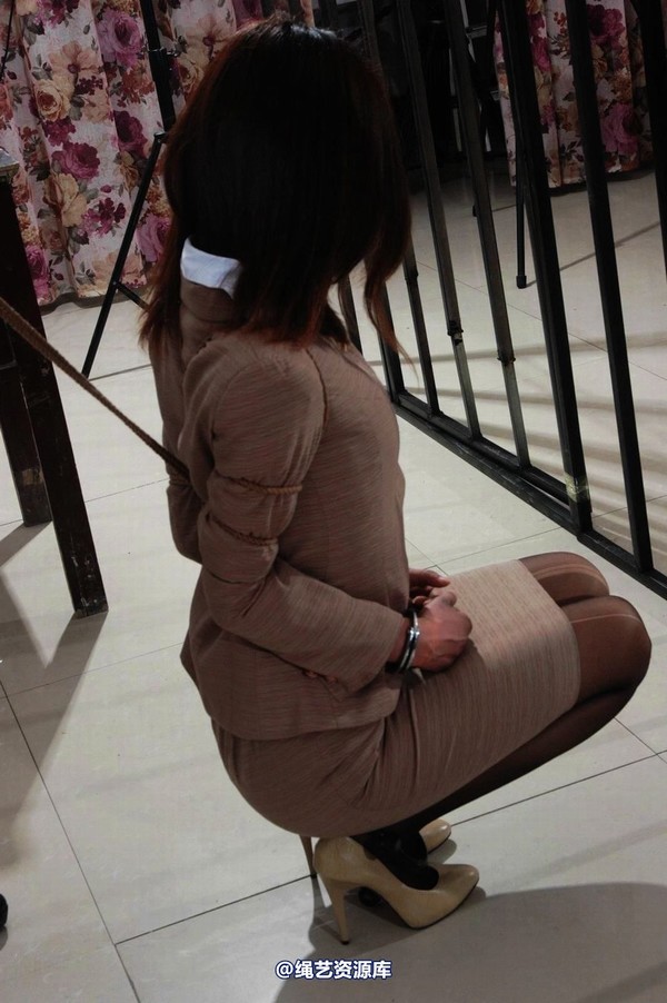 mj影视 - 倾心职务犯罪－押解绳-2013-03-28 第 349 张图片