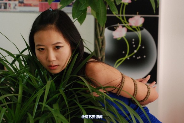 唯美之家 - 幽兰-蓝色礼服 第 58 张图片