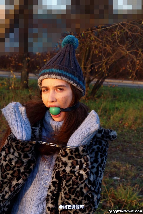 gaggedinpublic - gip402 第 41 张图片