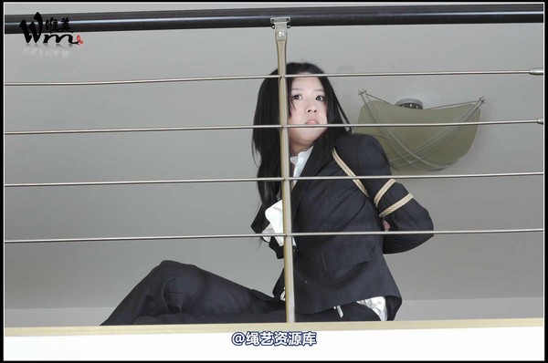 唯美之家 - 雪儿制服2010-3-13 第 13 张图片