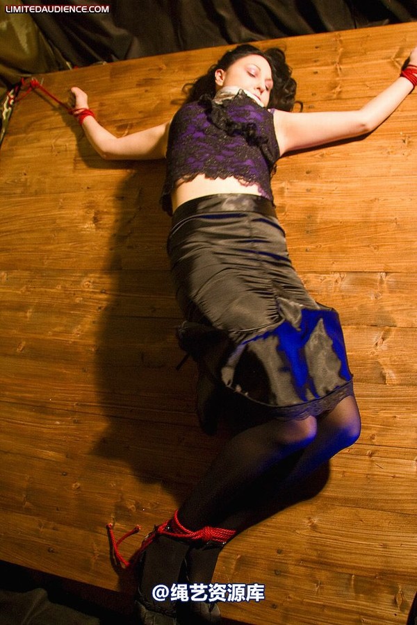 limitedaudience - 2009 elyssia helpless after all 第 26 张图片