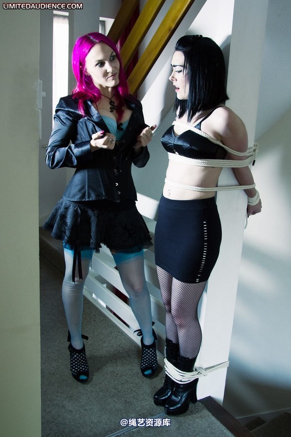 limitedaudience - 2011 elyssia lolly for her own safety 第 14 张图片