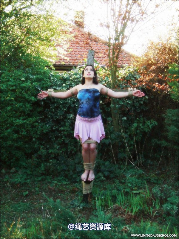 limitedaudience - 2007 jasmine de launay the suffering pt 1 第 1 张图片