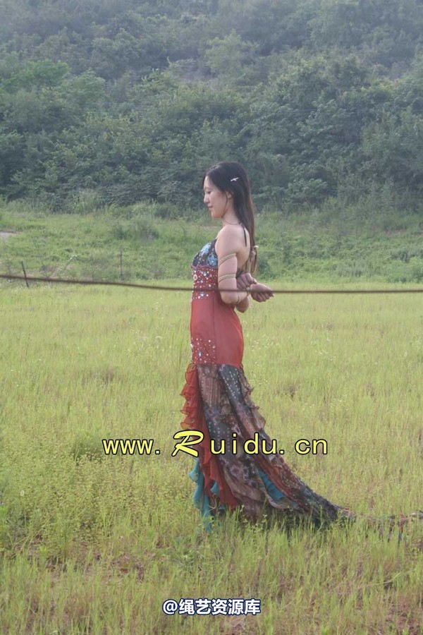 锐度主张 - 20070818第29期 宝宝草地漫舞图片 第 278 张图片