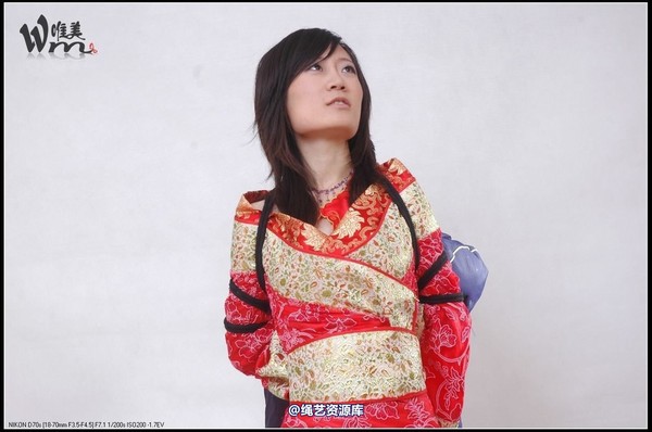 唯美之家 - 2008-11-20雯雯汉服 第 19 张图片