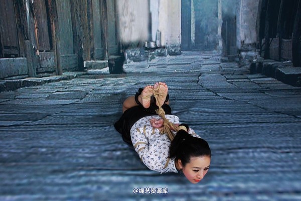 神艺缘 - 227-古朴老街上的少女 第 32 张图片