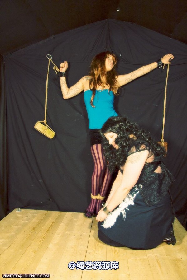 limitedaudience - 2009 b nattsuko brick torment 第 5 张图片