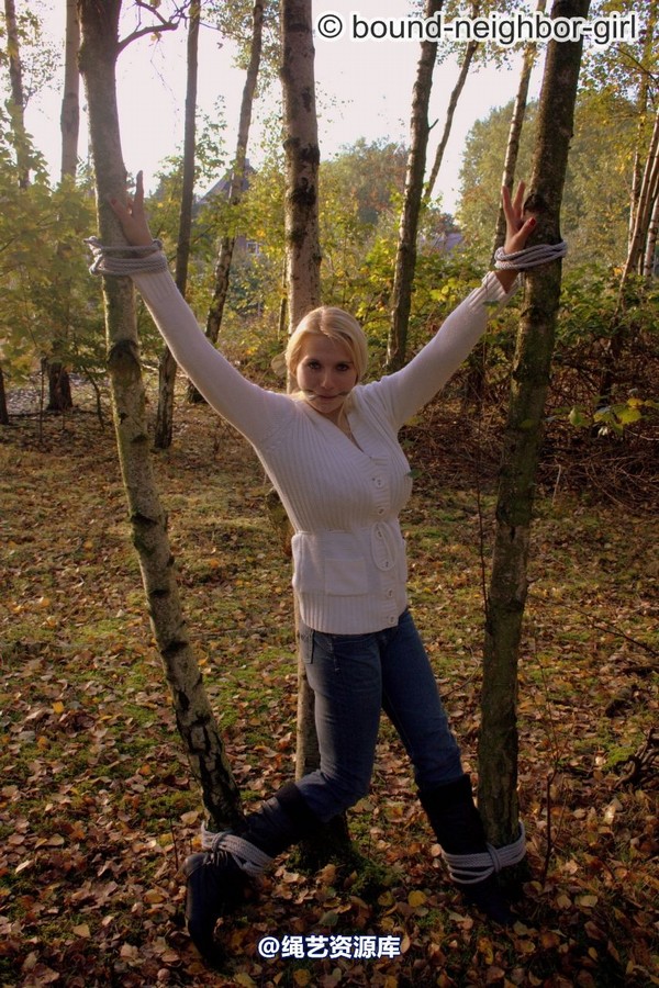 bound-neighbor-girl - Bambi - Tied up in the autumn woods Part 2 第 49 张图片