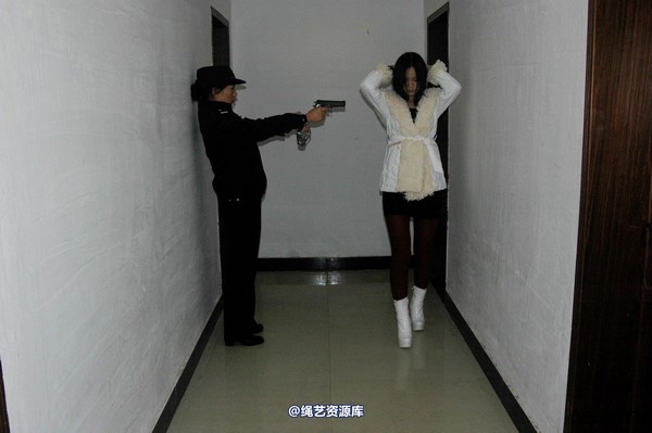 mj影视 - 安娜抓捕2013-04-13 第 32 张图片