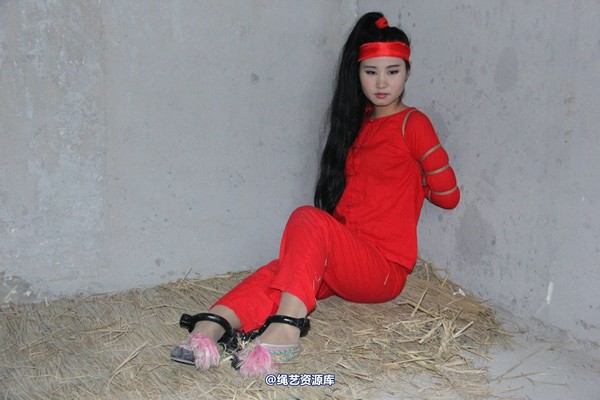胜景山庄 - 223-盼盼红罪衣 第 21 张图片