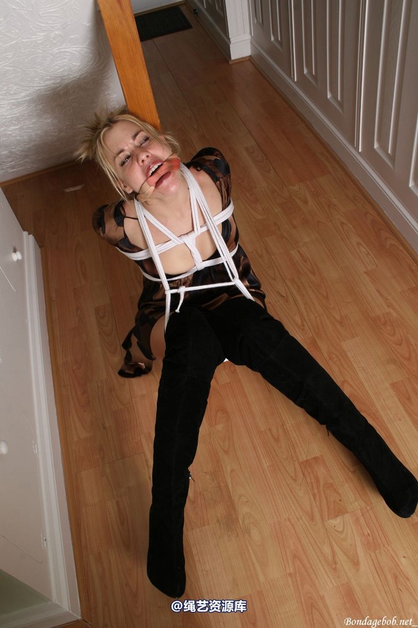 bondagebob - Tammy Squirming for freedom - no chance 第 71 张图片