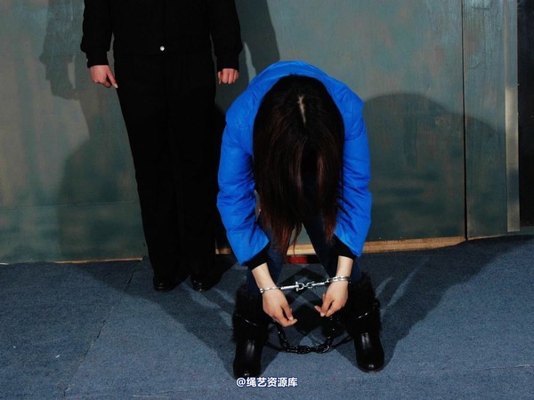 mj影视 - 故意杀人犯黄燕－绑赴刑场2013-03-28 第 72 张图片