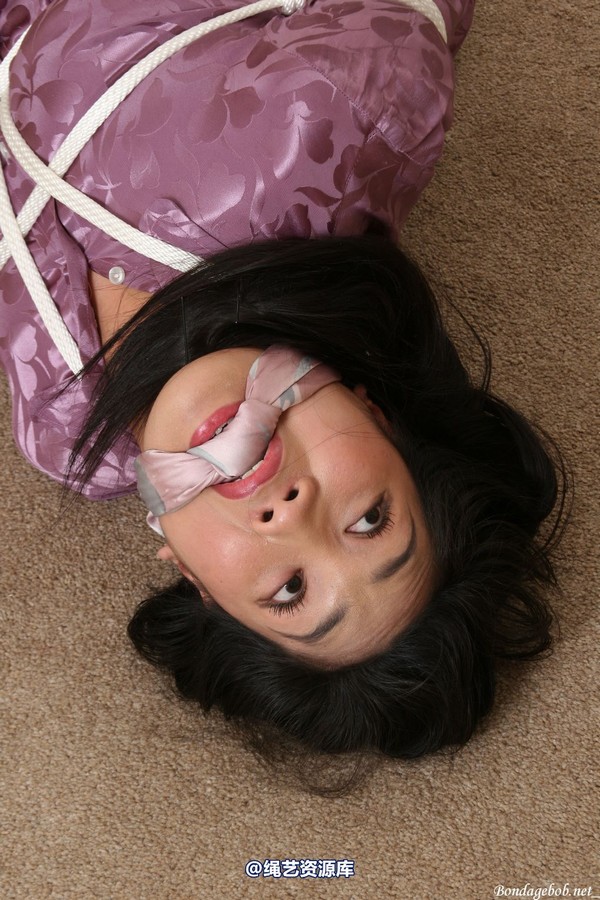 bondagebob - Amy Latina Struggling 第 137 张图片