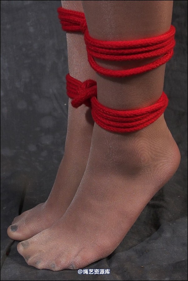 simplytied - This time start with the legs 第 30 张图片