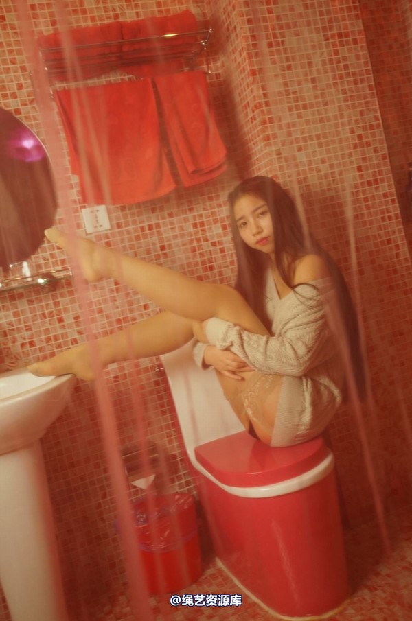 dk13美束馆 - 11.15-娃娃灰毛衣A-190P 第 129 张图片