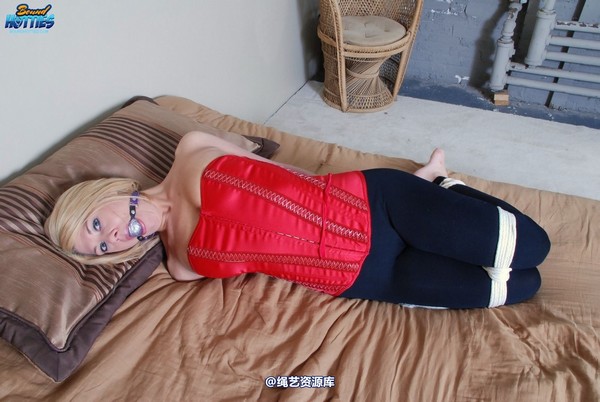 boundhotties - Carissa Montgomery 2 第 25 张图片