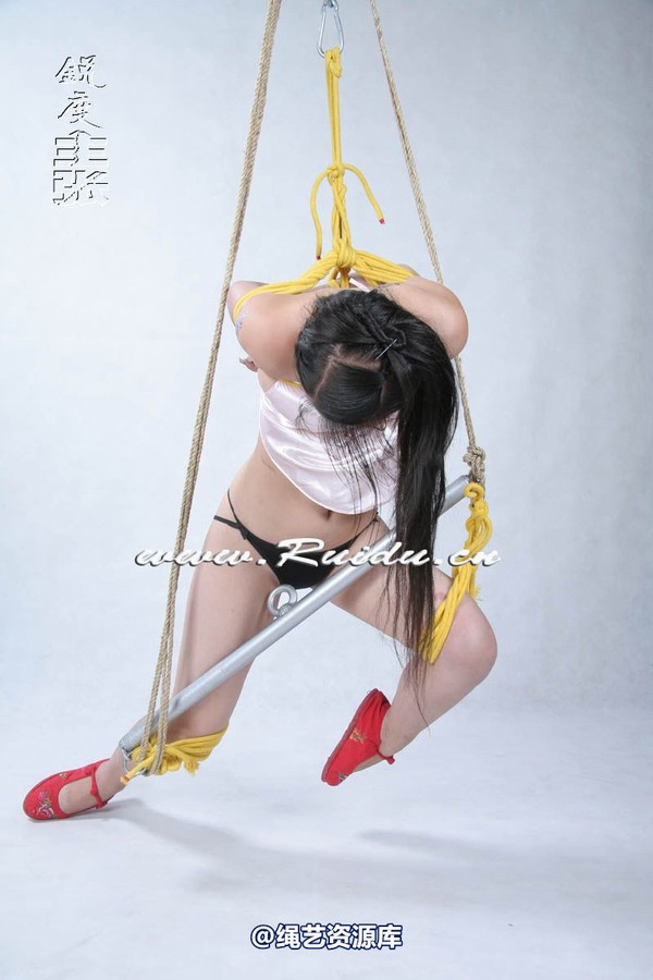 锐度主张 - 婷婷和嫣儿KB悬吊 第 189 张图片