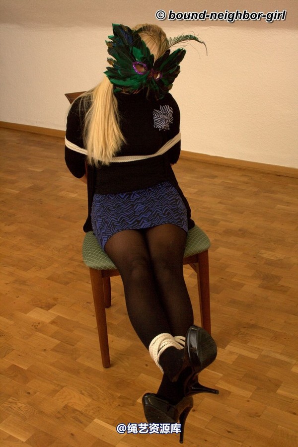 bound-neighbor-girl - Mystery Guest - Office Games 第 41 张图片