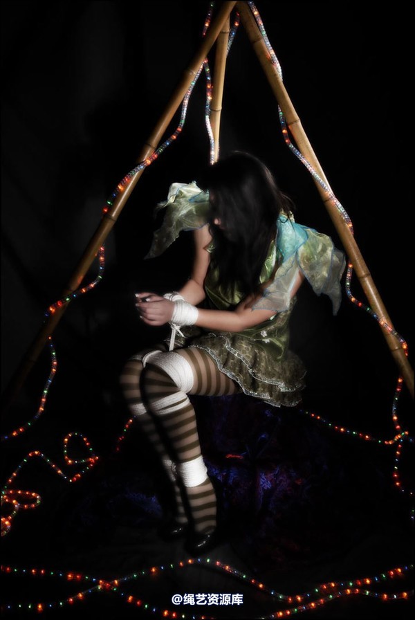 simplytied - Christmas Cracker 第 19 张图片