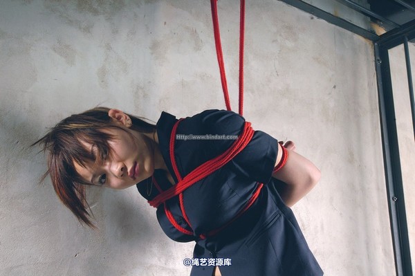 丽柜美束 - 2005-07-08 第 19 张图片