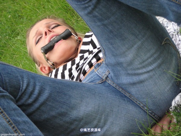 gaggedinpublic - gip023 第 33 张图片