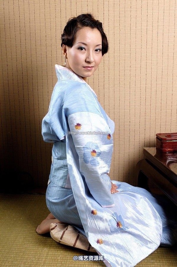 丽柜美束 - 2006-08-29 第 12 张图片