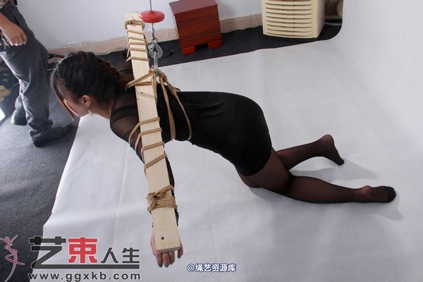 艺束人生 - 043-子怡黑丝 第 74 张图片
