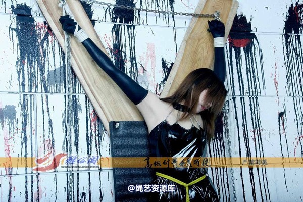 雅俗阁 - 20070629黑色诱惑雅芝 第 19 张图片