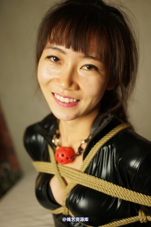 dk13美束馆 - 10.31-小春儿紧身衣D-120P 第 21 张图片
