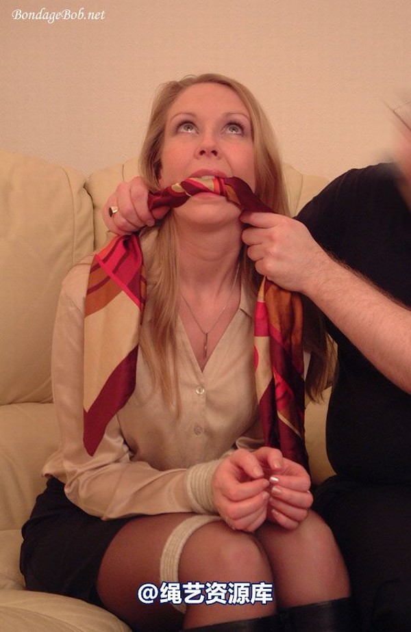 bondagebob - Missey A little light bondage 第 4 张图片