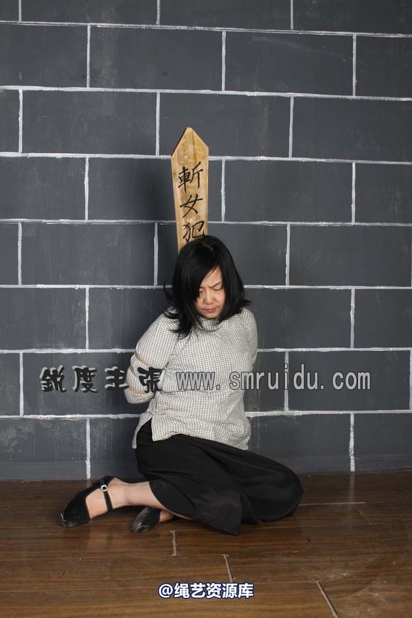 锐度主张 - 监房女犯模特：雨露 第 25 张图片
