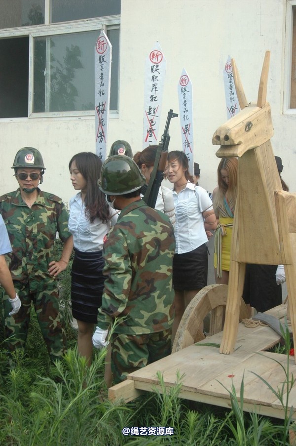 mj影视 - 血的代价执行刑场 失禁战栗2013-08-26 第 242 张图片
