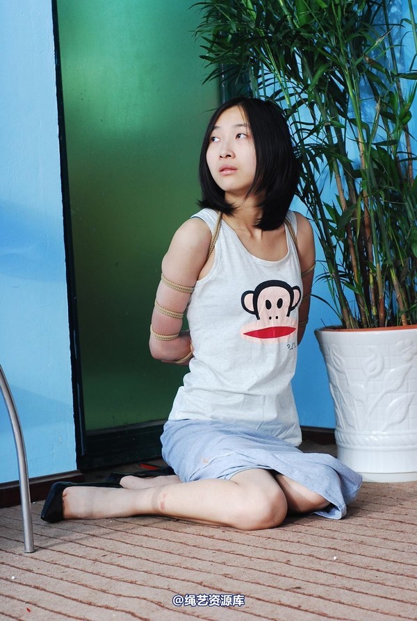 唯美之家 - 白雪试服装2 第 24 张图片