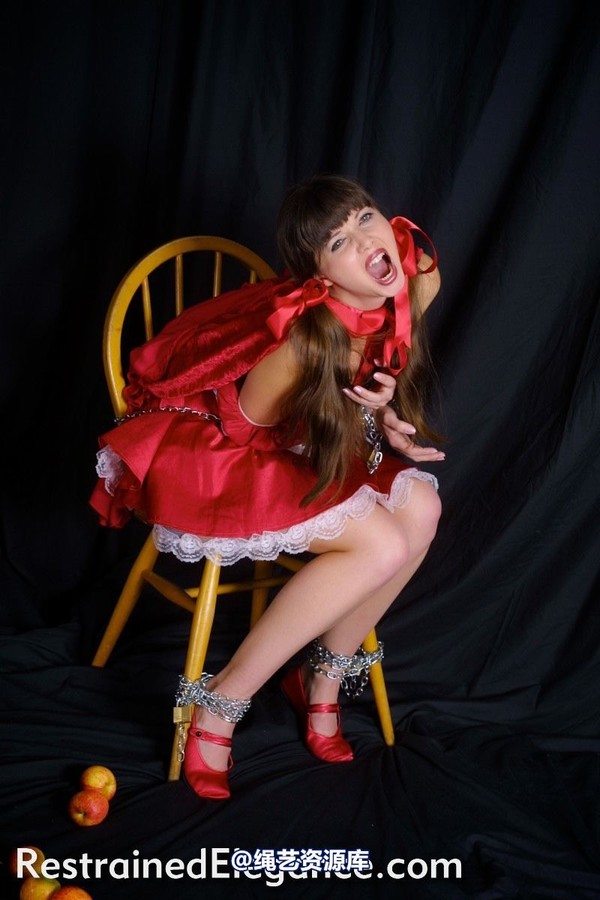 restrainedelegance - Red Riding Hood 第 66 张图片