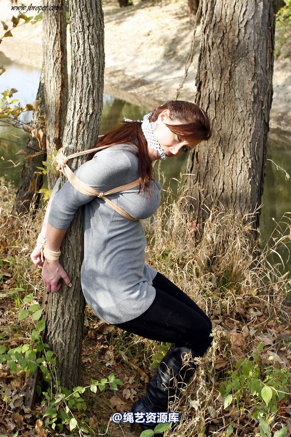 jbroper - Christina Carter 2011-3 第 43 张图片