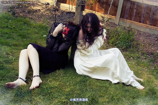 limitedaudience - 2010 catya dominick destruction resting 第 14 张图片