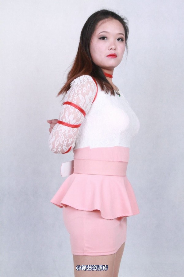 胜景山庄 - 194-美女体验绳艺 第 12 张图片