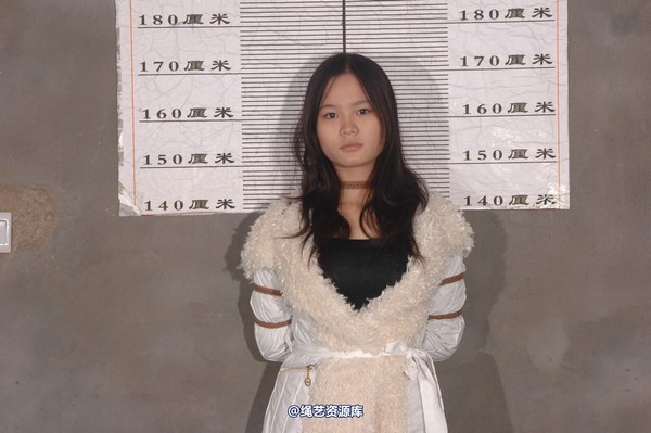 mj影视 - 安娜审问 第 272 张图片