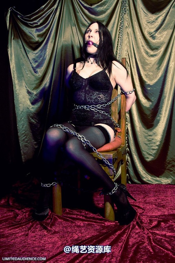limitedaudience - 2009 elyssia chained vamp 第 16 张图片