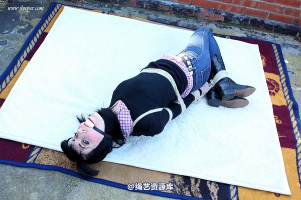 jbroper - Nyxon 2013-5 第 44 张图片