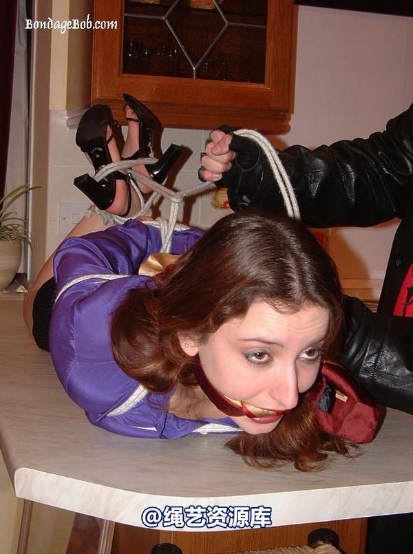 bondagebob - Jasmine De Launay The mystery intruder 4 第 2 张图片