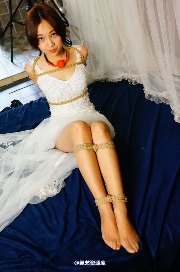 dk13美束馆 - 9.16-小仙儿白婚纱-D130P 第 5 张图片