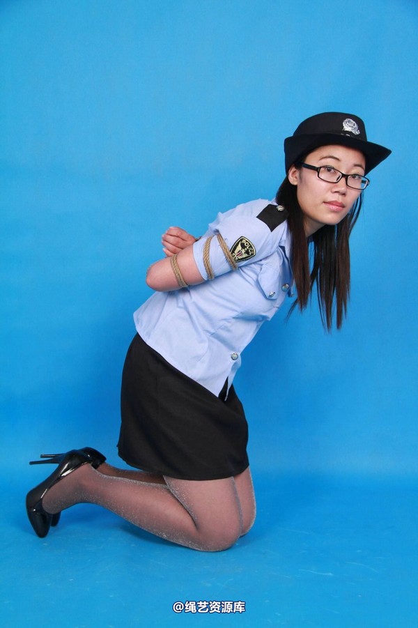 胜景山庄 - 044-制服诱惑 第 45 张图片