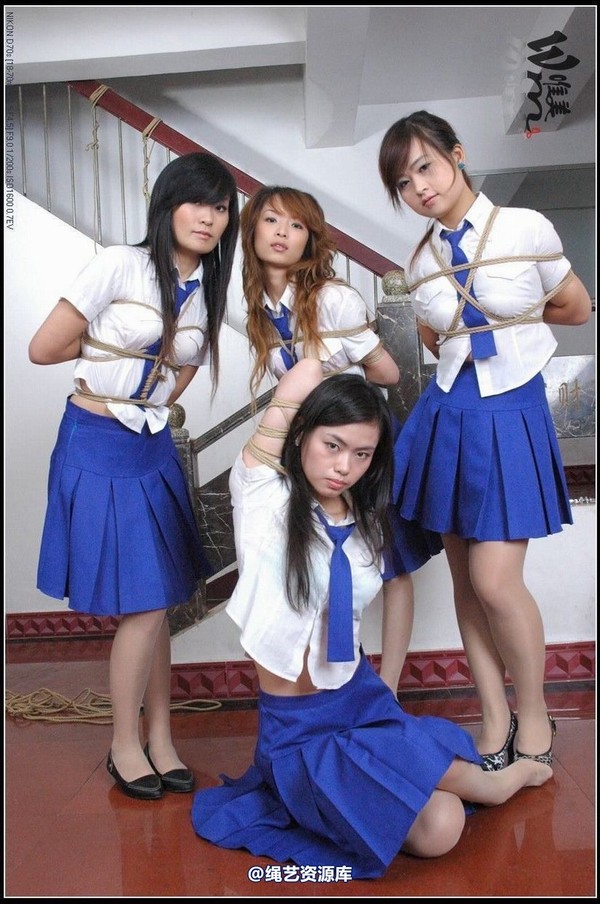 唯美之家 - 2008-09-24制服群绑 第 170 张图片