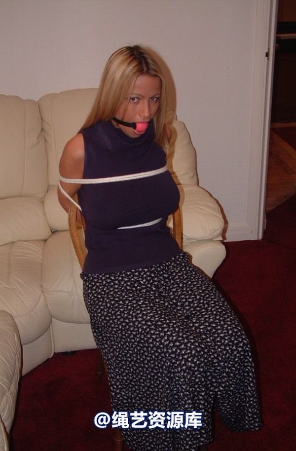 bondagebob - Taylor Housewife bound 1 第 3 张图片