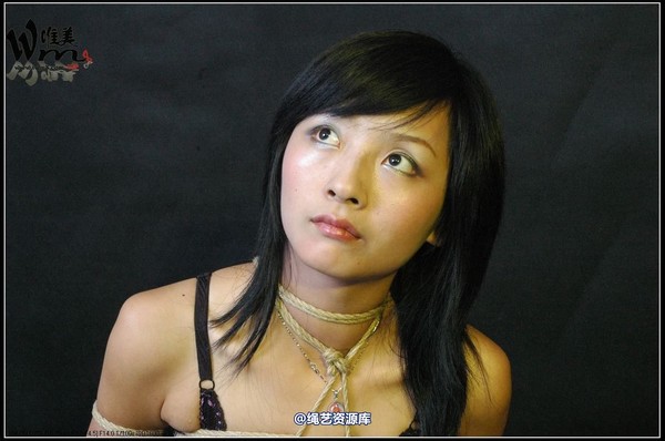 唯美之家 - 2008-07-20盈盈佳佳皮服 第 127 张图片