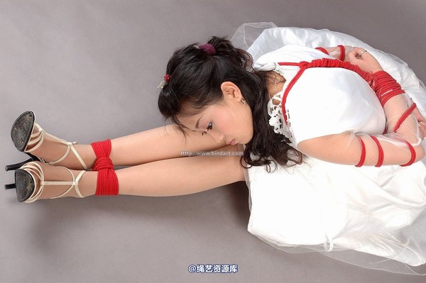 丽柜美束 - 2006-08-22 第 40 张图片